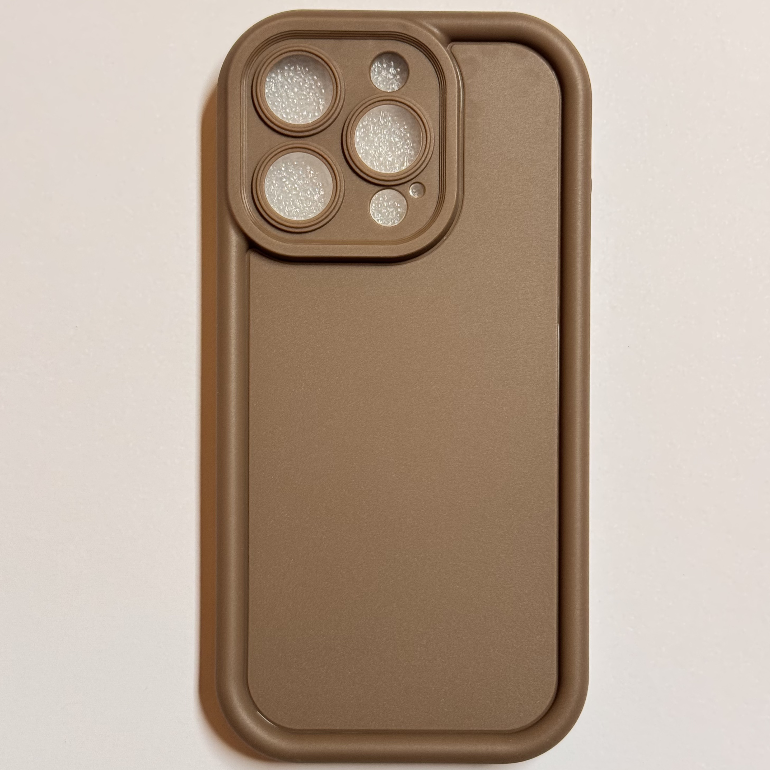 iPhone 15 Pro Handyhülle Braun – Slim TPU Case, Schutz vor Stößen & Kratzern, Passgenau, Elegantes Design